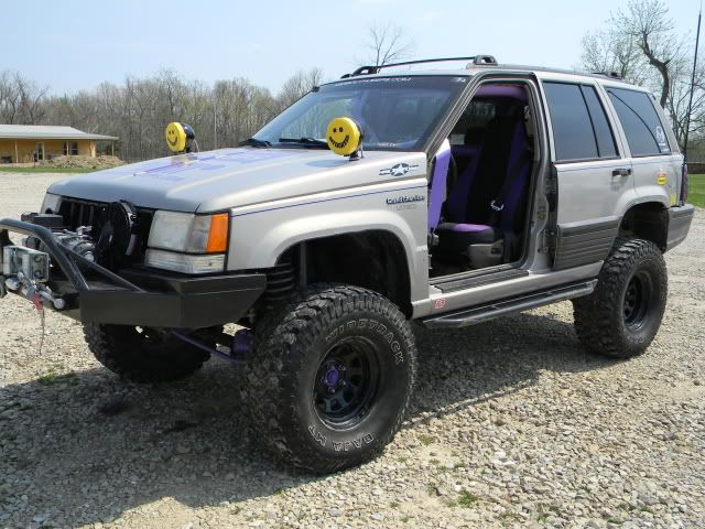 ZJ 4.5" lift with 31's or 33's